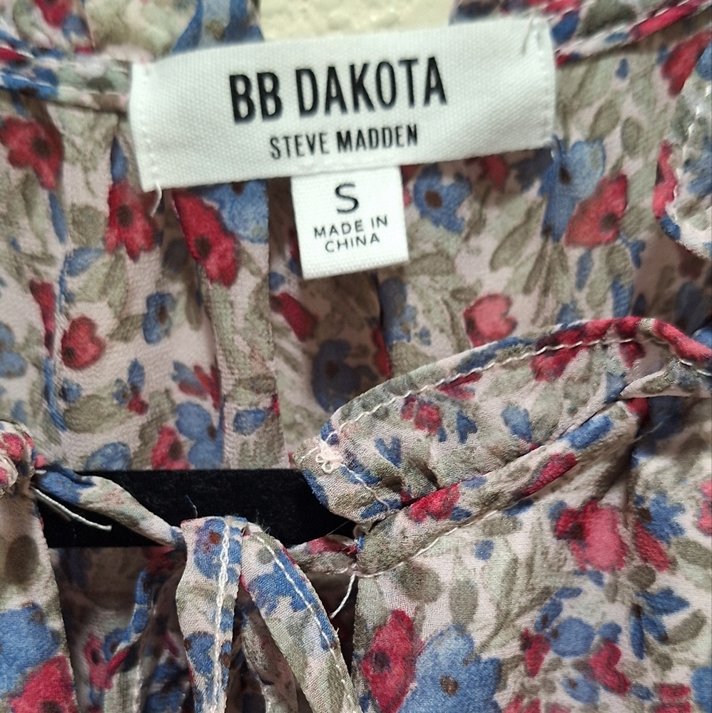 BB Dakota Floral Ruffled Maxi Sundress - Picture 3 of 5